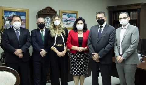 Presidente do Tribunal de Justiça recebe visita da nova procuradora-geral do Estado