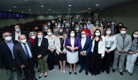 Presidente do TJCE destaca a formação humanizada de juízes durante encerramento do curso sobre audiências de custódia