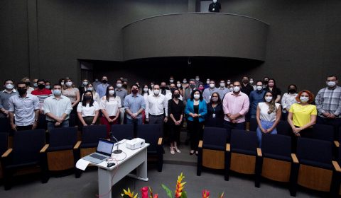 Servidores aprovados em processo de remoção são recepcionados pela Presidência do TJCE