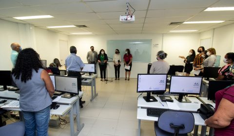 Justiça estadual promove capacitação em informática para servidores dominarem ferramentas de computação