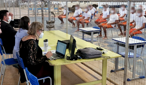 Comarca de Juazeiro do Norte realiza audiência para orientar condenados sobre situação prisional