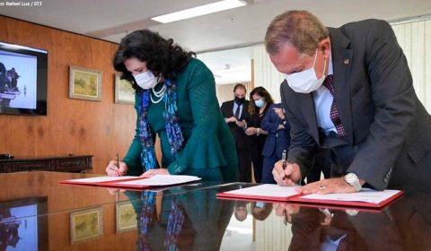 TJCE assina convênio com STJ na área de inovação e inteligência artificial para agilizar fluxo de processos