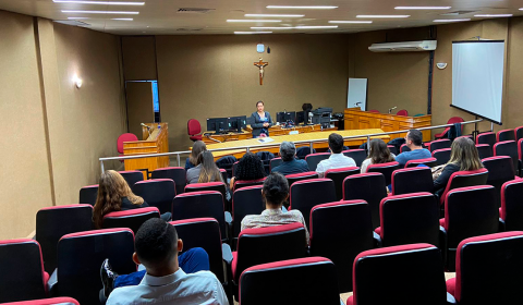 Na retomada do projeto ‘O Fórum Mais Próximo da Sociedade’, estudantes de Direito conhecem o Fórum Clóvis Beviláqua