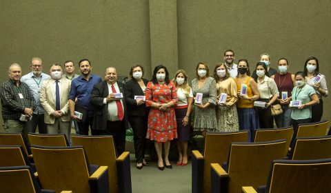 Juizados de Fortaleza recebem celulares para aprimorar atendimento à população