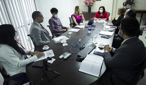 TJCE e IFCE estudam convênio para recuperar equipamentos sob a guarda do Depósito Público da Justiça