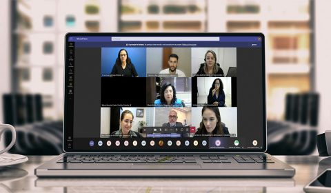 Iniciativa inédita do TJCE capacita servidores para atendimento a pessoas surdas
