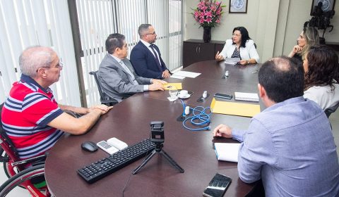 Presidente do TJCE recebe integrantes da Comissão de Acessibilidade e Inclusão do Judiciário