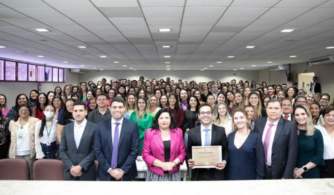 Semana do Servidor no Judiciário: público lota Esmec para assistir à palestra sobre “As Cinco Áreas da Vida”