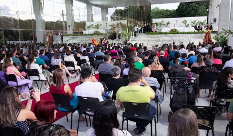 Colaboradores do TJCE se emocionam com celebração natalina realizada no Palácio da Justiça