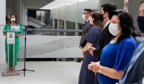 Fórum Clóvis Beviláqua passa a contar com nova estrutura de guarda-corpos e corrimãos