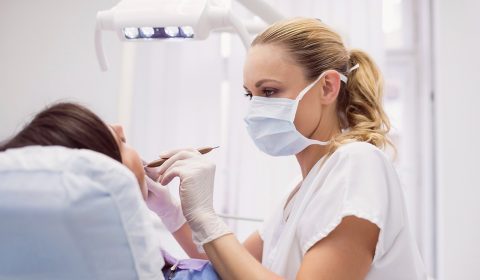 Parceria entre TJCE e Unifametro resgata autoestima de mulheres que sofreram violência doméstica é destaque em revista do CNJ