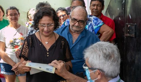 Cidadania: Certidões de nascimento são entregues pelo projeto “Caminho da Visibilidade”
