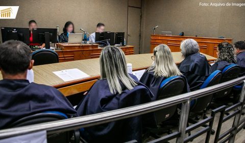 Membros de facção criminosa acusados de assassinar mulher em Fortaleza são condenados a mais de 30 anos de prisão