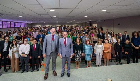 TJCE lança programa “Vida em Equilíbrio” durante palestra com historiador Leandro Karnal