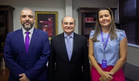Presidente do TJCE recebe representantes da Softplan para tratar sobre funcionamento do SAJ