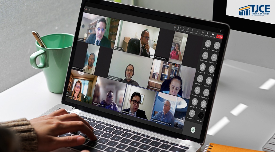 Robôs que auxiliam unidades da Justiça estadual são apresentados a magistrados dos Juizados Especiais da Capital e do Interior