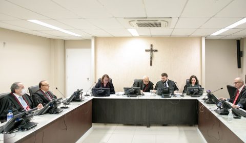 Empresa de transporte aéreo deve indenizar família coreana, residente em Fortaleza, por atraso em voo