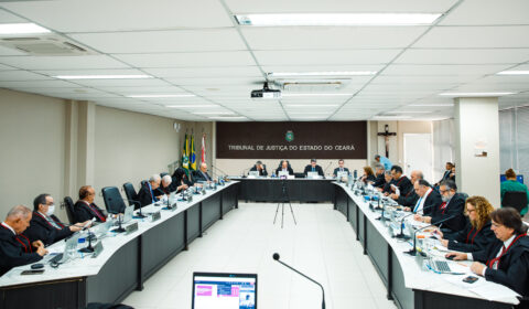 TJCE aprova promoção e remoções de juízes para unidades do Interior e Capital