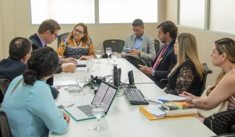 Comitê para Promoção de Políticas Públicas Judiciais do TJCE debate medidas para pessoas em situação de rua