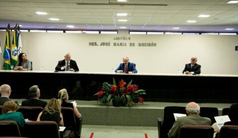 Justiça estadual inicia seminário de três dias sobre Aspectos da Judicialização da Saúde na Esmec