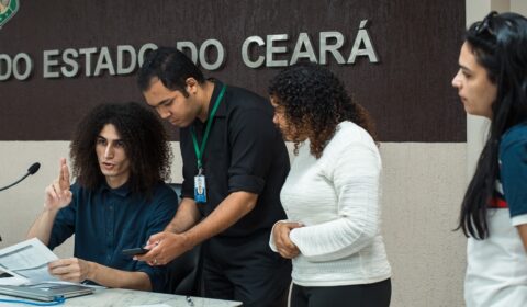 Projeto inédito do TJCE batiza desembargadores com sinal de Libras e amplia acesso à Justiça para comunidade surda