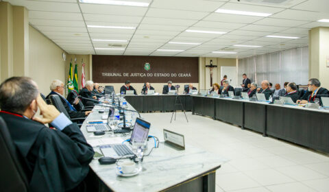 TJCE aprova encaminhamento de proposta de lei para ampliar força de trabalho no 2º Grau