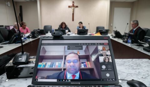 Mulher que teve cirurgia bariátrica negada por operadora de saúde ganha na Justiça indenização e o direito de fazer o procedimento 