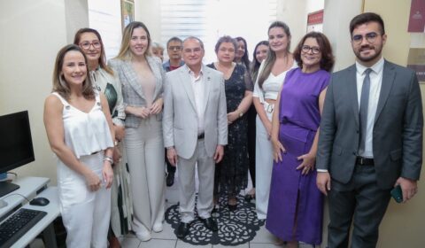 Juizados da Mulher de Fortaleza recebem presidente do TJCE e autoridades do Estado
