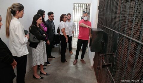 Prédio da Vara de Audiências de Custódia de Fortaleza passa por vistoria
