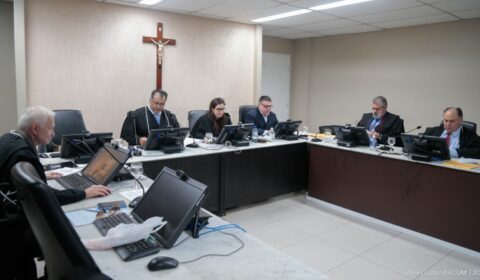 Empresa deve pagar R$ 20 mil para vítima de choque elétrico causado por fio caído em via pública