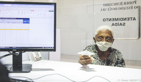 Protocolo de Atendimento Humanizado do TJCE presta suporte específico para idoso