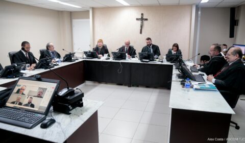 Banco é condenado a indenizar cliente que teve cartão de crédito consignado contratado indevidamente