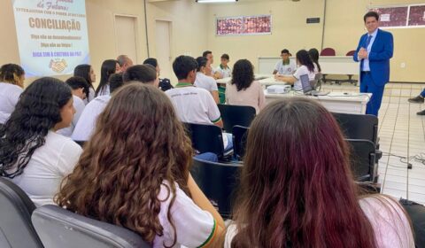 Estudantes de Reriutaba participam de projeto “Jovens de Futuro: Interagindo com o Poder Judiciário”