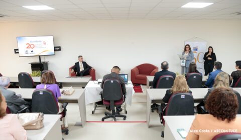 Ouvidoria do Poder Judiciário comemora 20 anos com homenagens e seminário 