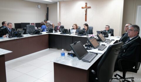 Comerciante que teve geração de energia solar afetada por mau funcionamento de transformador deve ser indenizado 