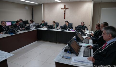 Justiça cearense condena empresa de energia ao pagamento de indenização para idosa eletrodependente por corte de luz indevido 