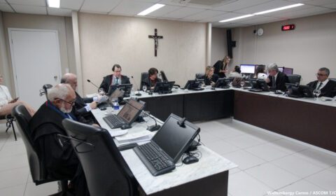 Idoso ferido em acidente causado por buraco será indenizado pelo Município do Crato