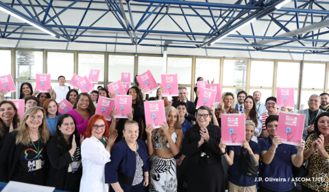 Visibilidade Trans: Campanha do TJCE entrega novo documento para pessoas trans