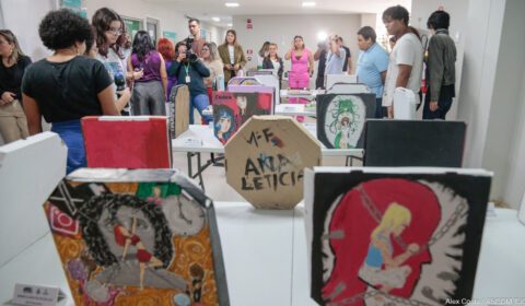 Transformar pela arte: exposição destaca protagonismo feminino por meio de pinturas estudantis