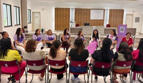 Roda de conversa acolhe vítimas de violência e dá início à programação do Agosto Lilás na Comarca de Tauá