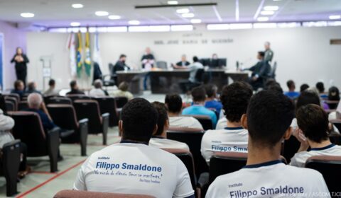 “Justiça em Libras” leva, nesta quinta (02), júri simulado para alunas(os) surdas(os) de Fortaleza