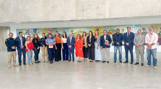 Desa. Vanja com instituições ligadas aos transportes coletivos e ao atendimento de mulheres vítimas de importunação Desa. Vanja com instituições ligadas aos transportes coletivos e ao atendimento de mulheres vítimas de importunação