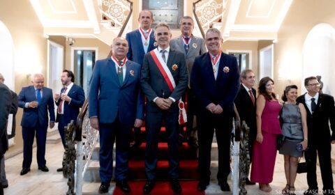 Desembargadores do Tribunal de Justiça do Ceará recebem a Medalha da Ordem Alencarina do Mérito Judiciário concedida pelo TRT-CE