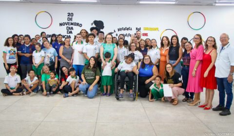 Semana da Justiça pela Paz em Casa é aberta em escola para crianças e jovens com deficiência visual