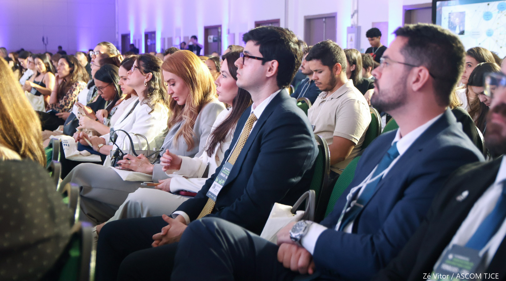 Plateia em auditório Plateia em auditório