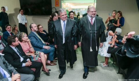Gratidão e compromisso com a ética marcam discursos dos juízes que ascenderam ao cargo de desembargador do TJCE