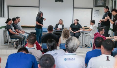 “Justiça em Libras” promove júri em escola pública e desperta em estudantes surdas(os) o interesse em conhecer seus direitos