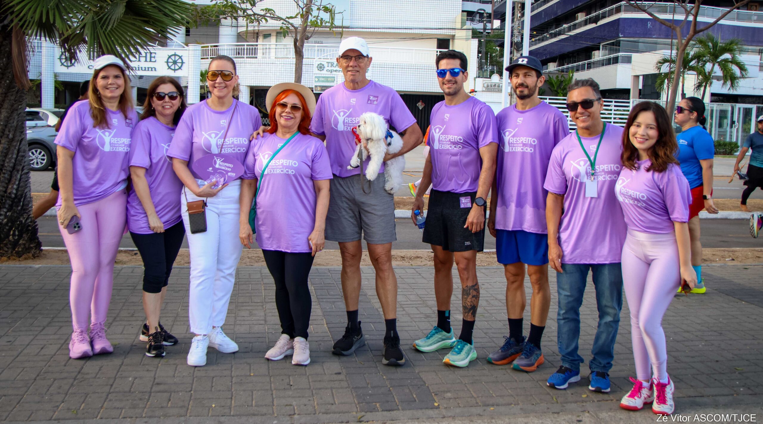 “Respeito é o Melhor Exercício”: TJCE mobiliza praticantes de atividades físicas na Beira Mar para reforçar o combate à violência contra a mulher