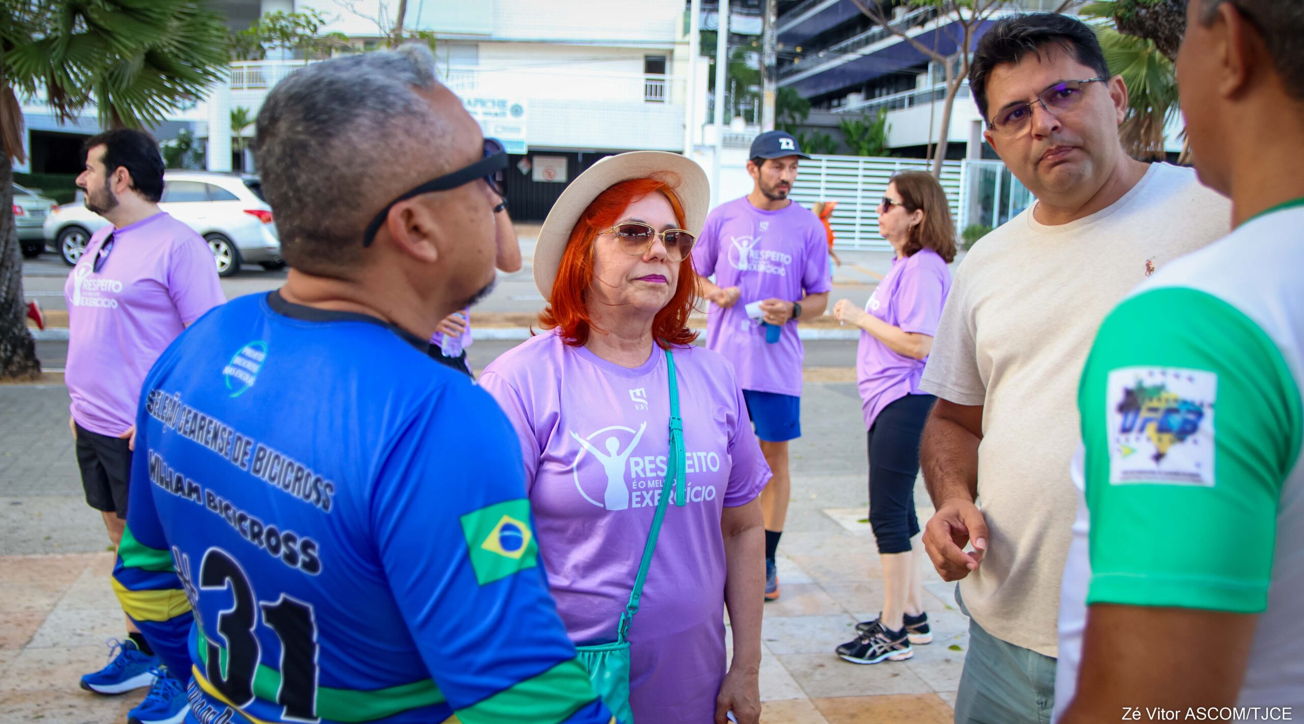 “Respeito é o Melhor Exercício”: TJCE mobiliza praticantes de atividades físicas na Beira Mar para reforçar o combate à violência contra a mulher