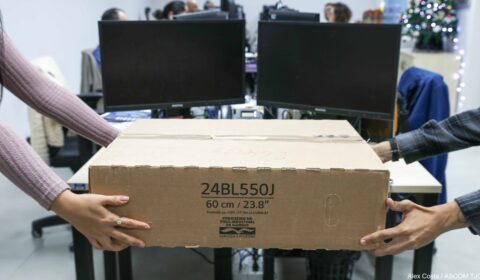 Produtividade e eficiência energética: TJCE renova equipamentos com três mil novos computadores